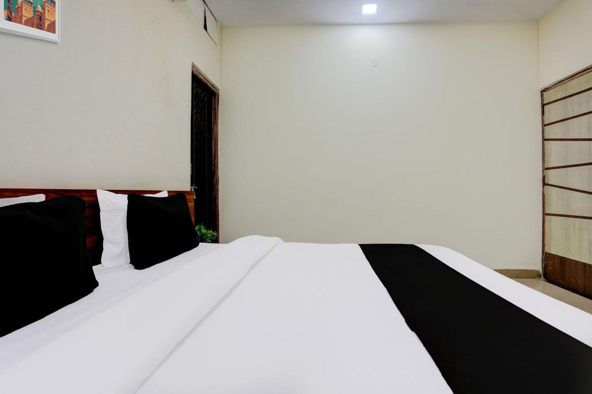 Hotel O Sb 47 Indore Exterior foto